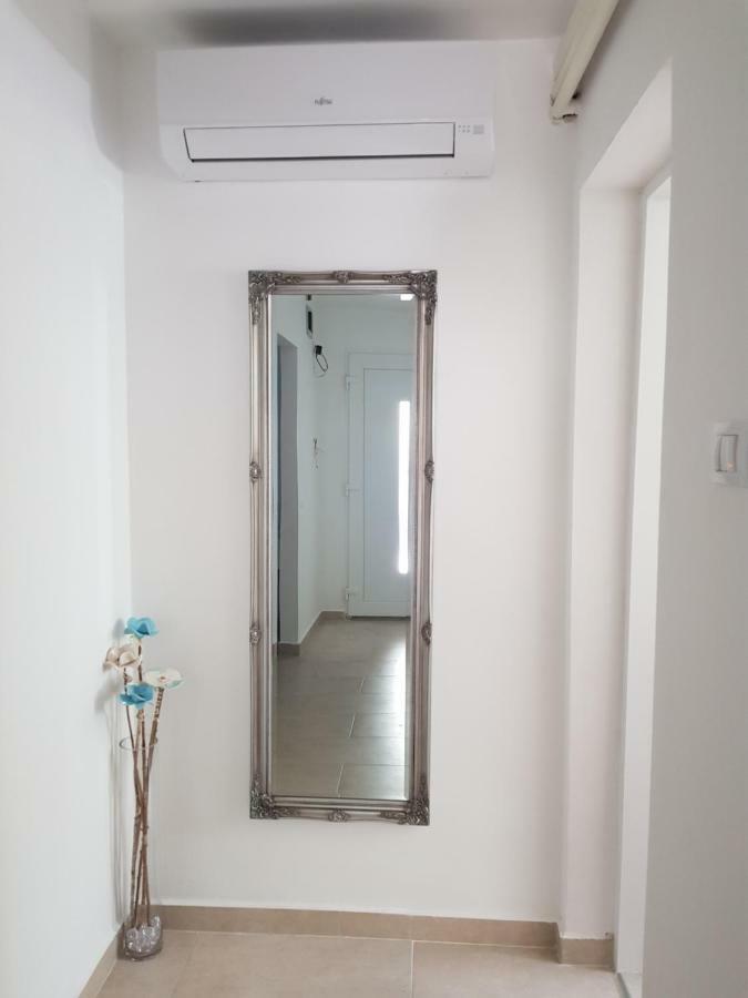 Vigo Apartman Пула Экстерьер фото